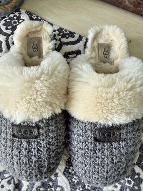 UGG Knit Slippers Gray & Cream
